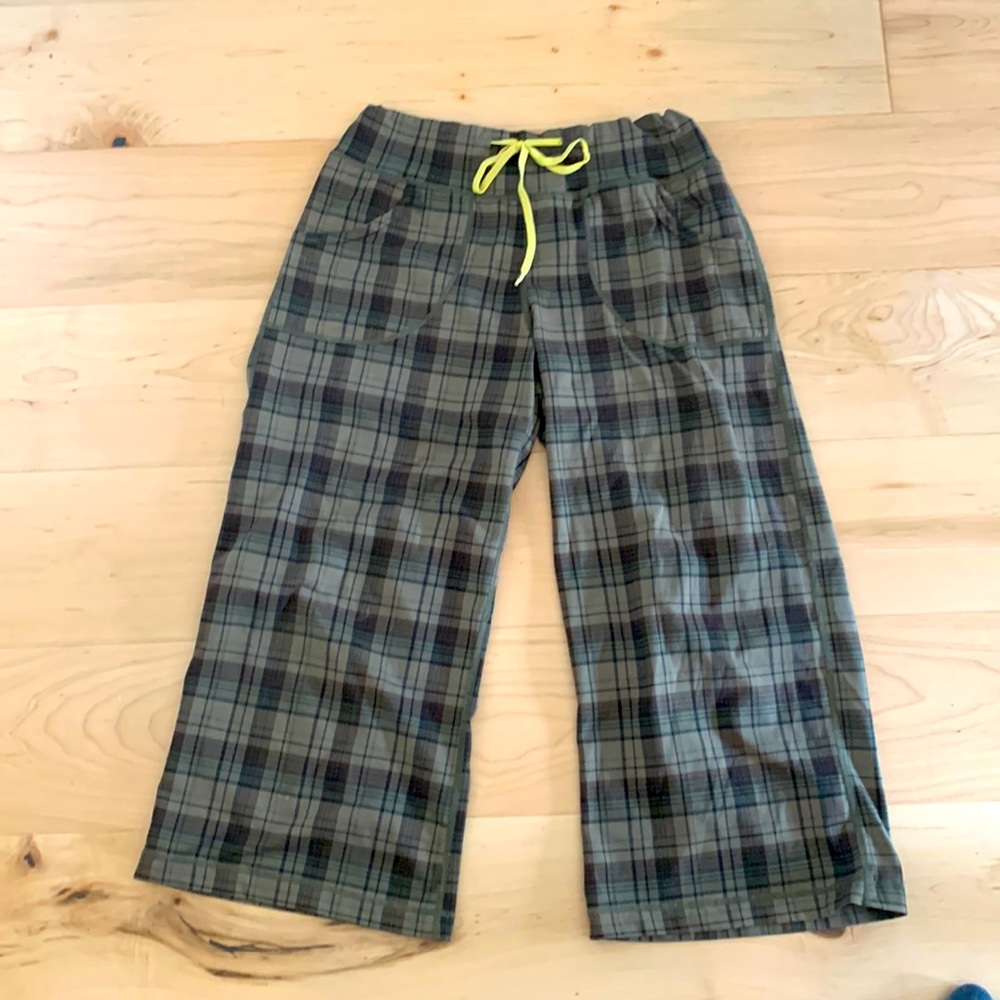 Rare Lululemon Still Crops